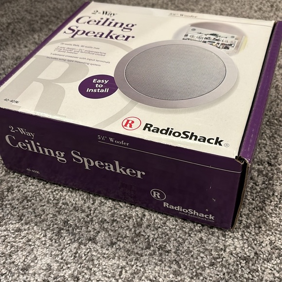 Radio Shack 2-Way Ceiling Speaker 5"1/4 Woofer, 40 Watts - Part 40-4091 - Picture 3 of 8